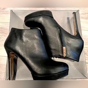 Ankle Leather Booties